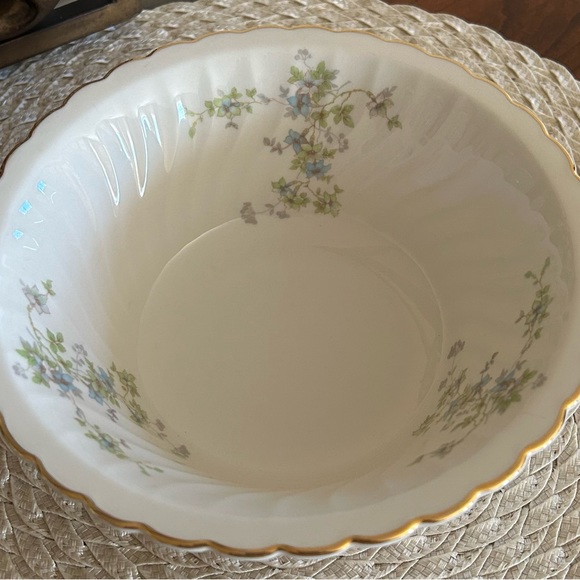 Vintage , ABERDEEN China, ABE6 pattern, Round Serving Bowl, Blue Green Floral - Picture 10 of 10
